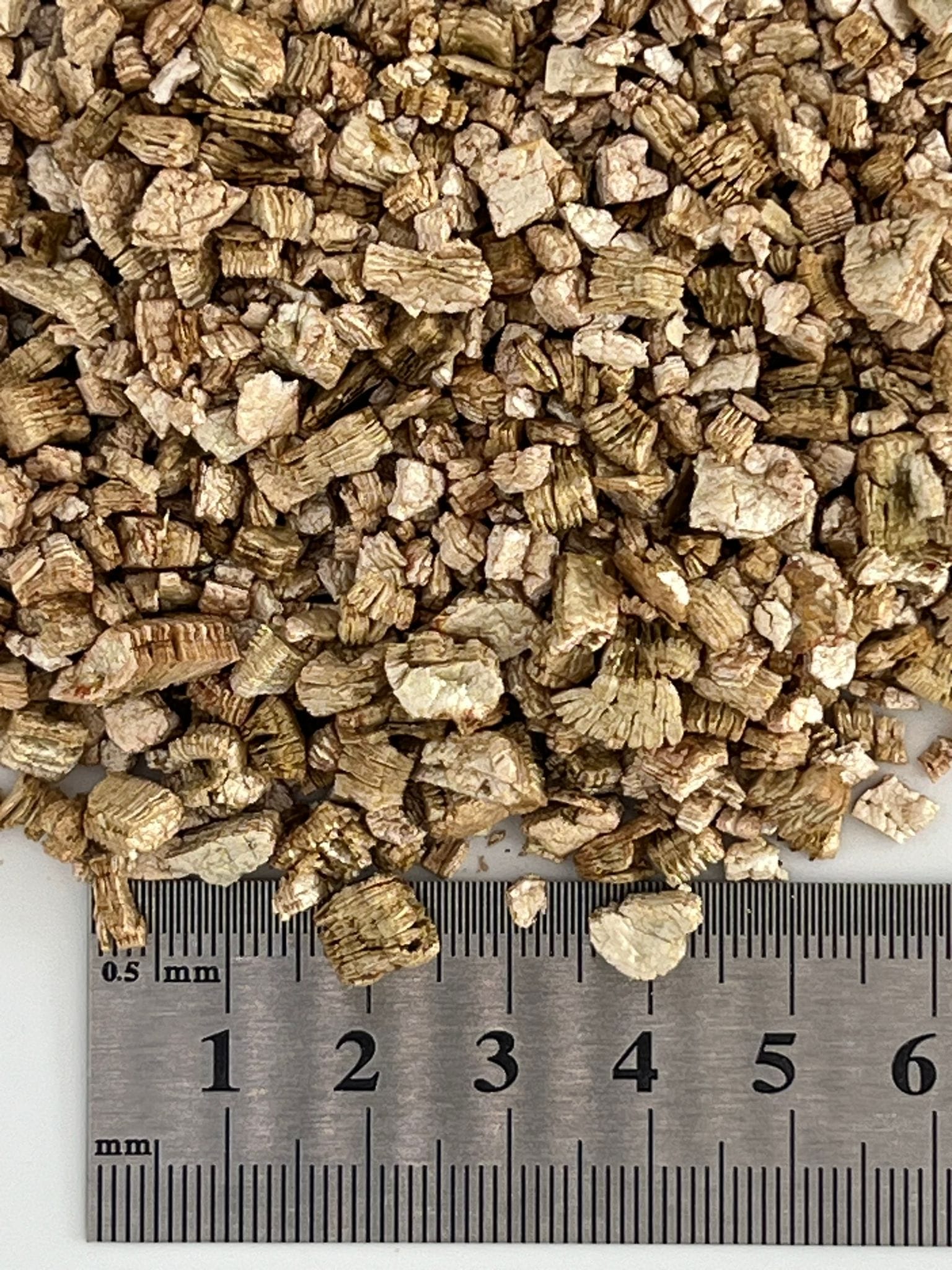 WhatsApp Image 2024-07-23 at 14.58.48 Wermikulit ekspandowany frakcja 3-6 mm - Bauwer